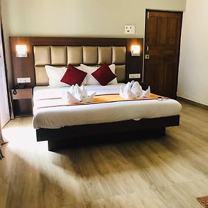 Collection O Resort Village Royal Near Calangute Beach